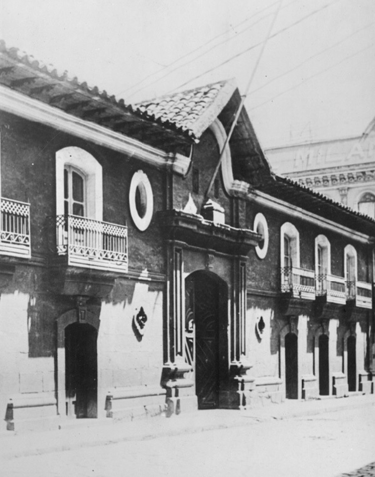 La historia de la Casa Colorada: De mansión colonial y centro comercial a  Museo de Santiago - AmoSantiago