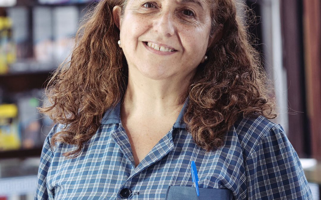 Reparar para perdurar: Casi 70 años de oficio en la Reparadora de calzado El Griego